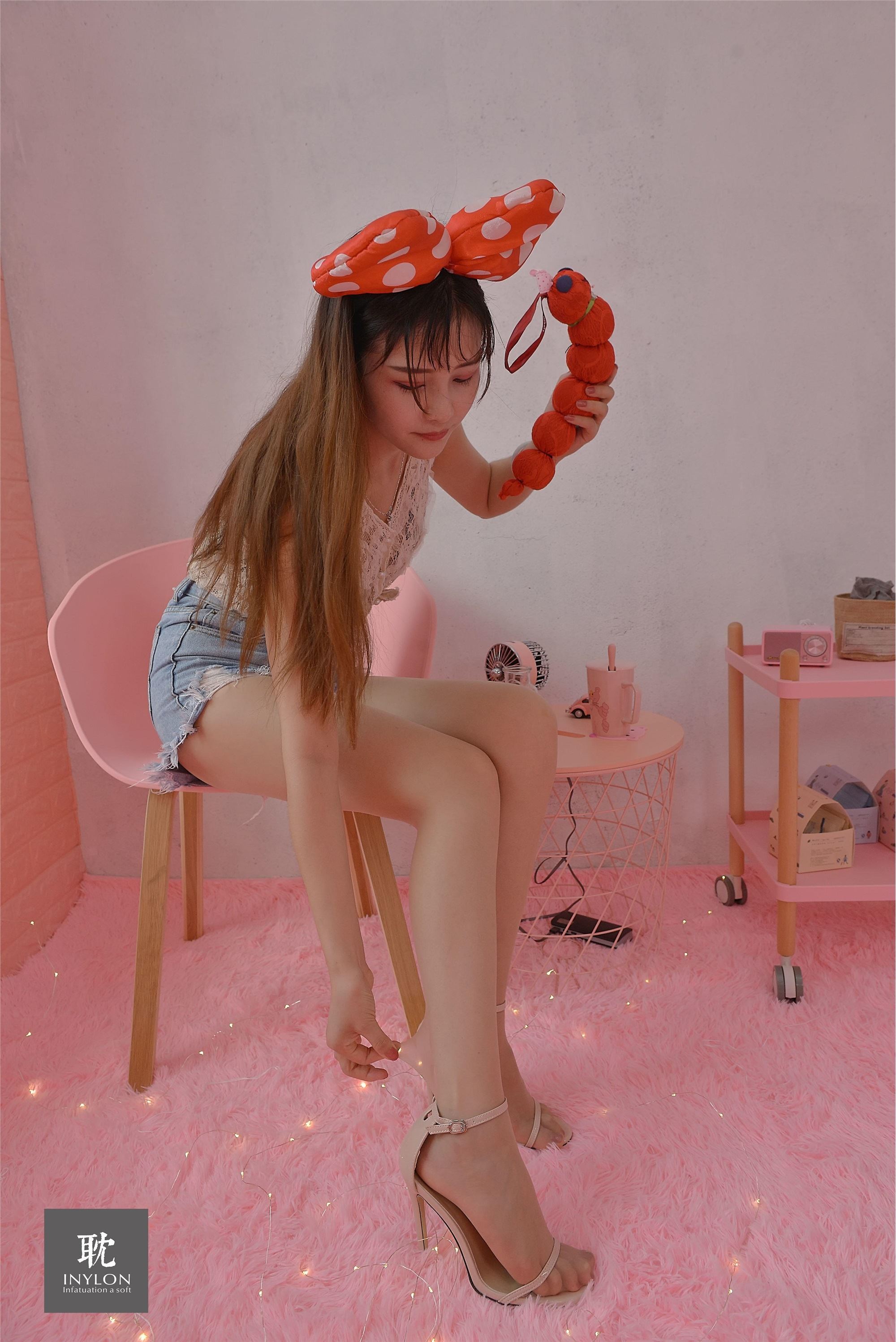 IESS异思趣向《普惠集234》- 模特：九妹《快乐的丝袜》